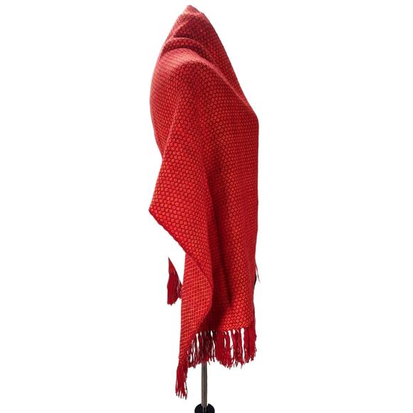 Vintage 80s-90s Peruvian Alpaca Shawl Wrap Red Fringe Trim Handwoven 100% Alpaca - Picture 5 of 12